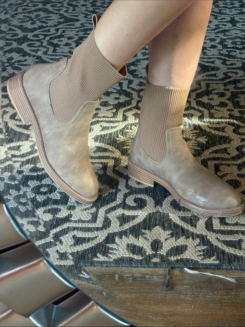 Women's 9.5 Stretch Chelsea Boot - Tan